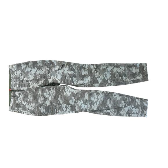 Spanx Women's Gray Camouflage Print Stretch Twill Cargo Jogger Pants Size Large - Picture 2 of 8